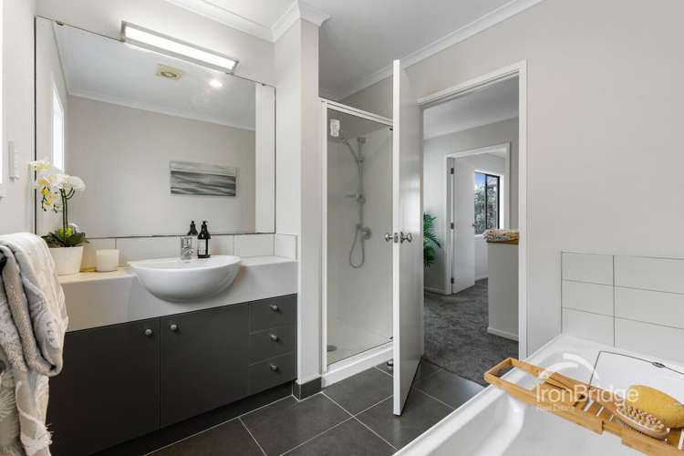 97 Fields Parade Oteha_8