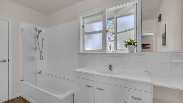 2 Ashworths Road Amberley_15