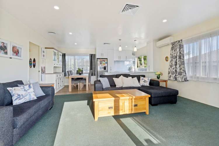 1/10 Kopara Place Clendon Park_23
