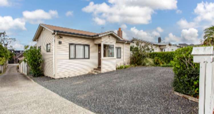 92 Ash Street_0