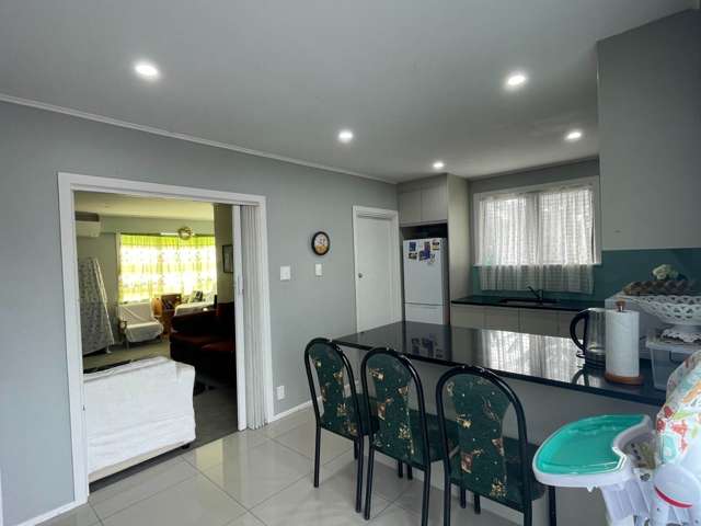 Recently renovated home-Rent includes water
