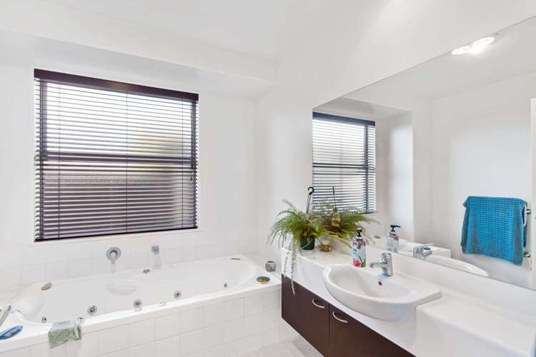 35 Mistral Road Northwood_12