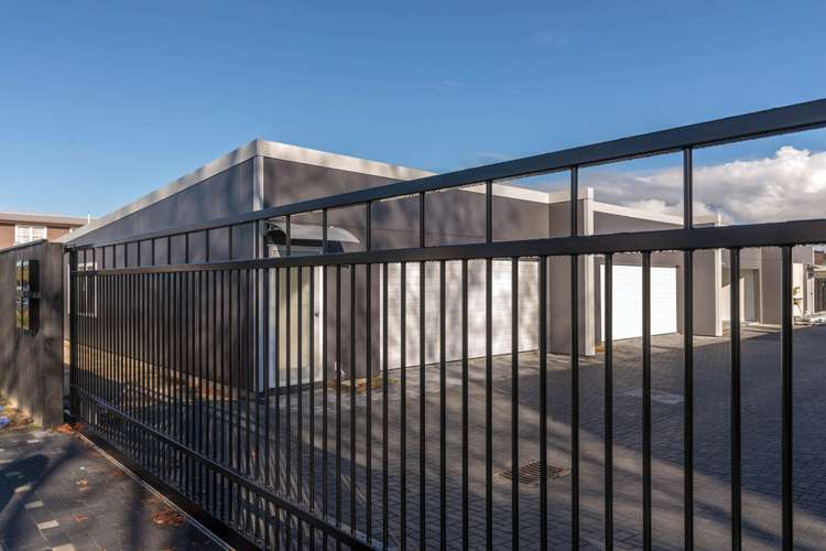 15b Herewini Street Victoria_14