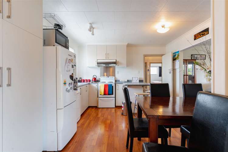 61 Tay Street Mosgiel_6