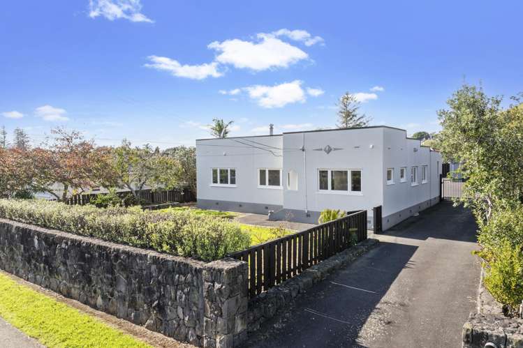 31 Wallace Road Mangere Bridge_2