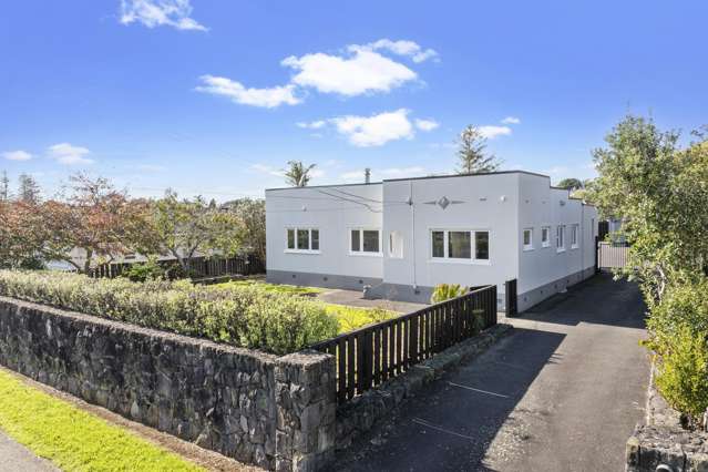 31 Wallace Road Mangere Bridge_2