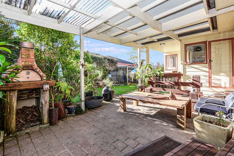 18 Moreland Avenue Pukete_14