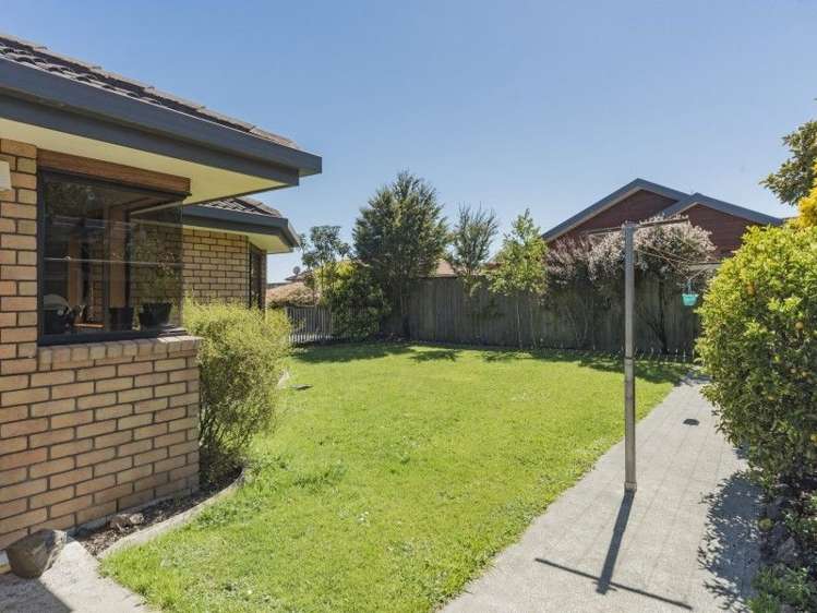 4 Heath Place Stoke_14