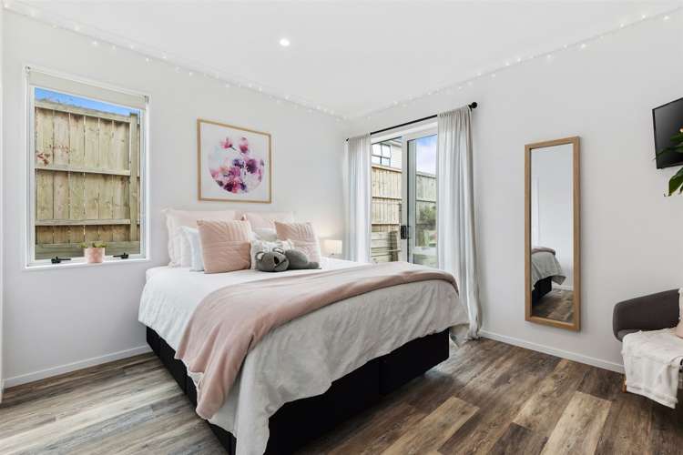 26 Couldrey Crescent Red Beach_13