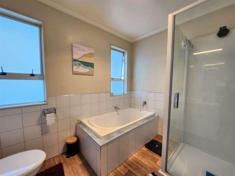 24b Bathgate Street Johnsonville_14