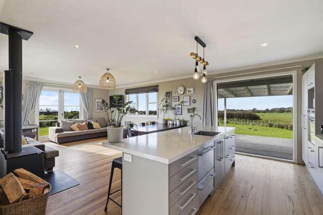 90 Hoani Road Okato_4