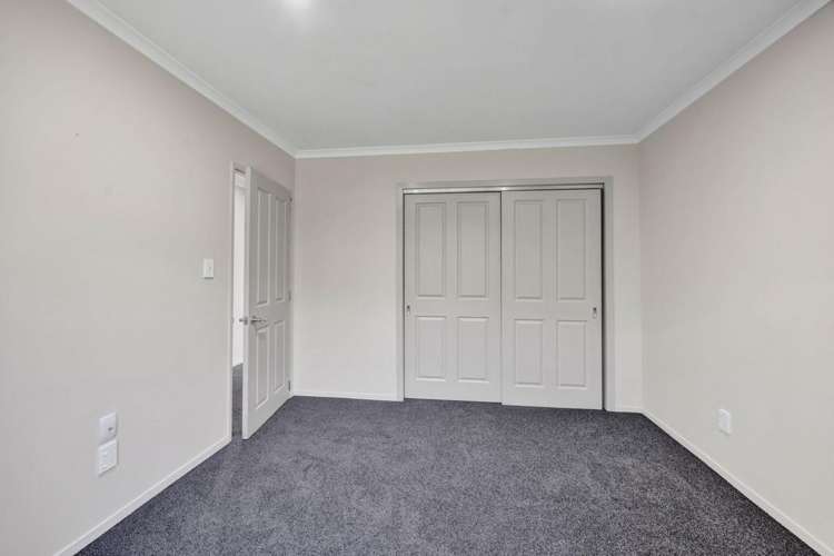 8 County Drive Hawera_12