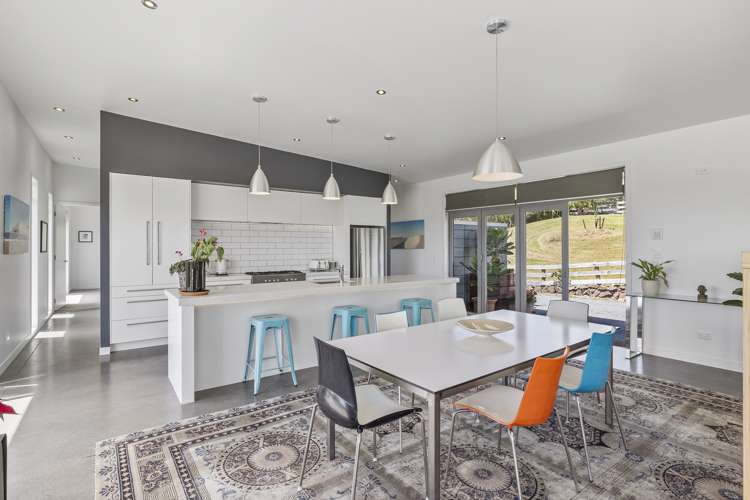 274 Staniforth Road Kaiwaka_15