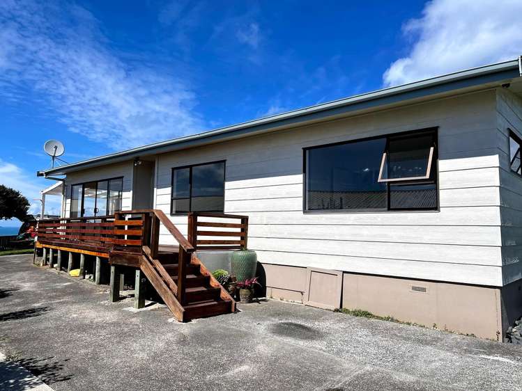 1425 Whangaparaoa Road Army Bay_13