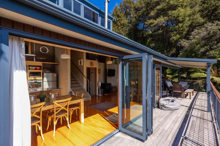 2299 Queen Charlotte Drive Anakiwa and Surrounds_8