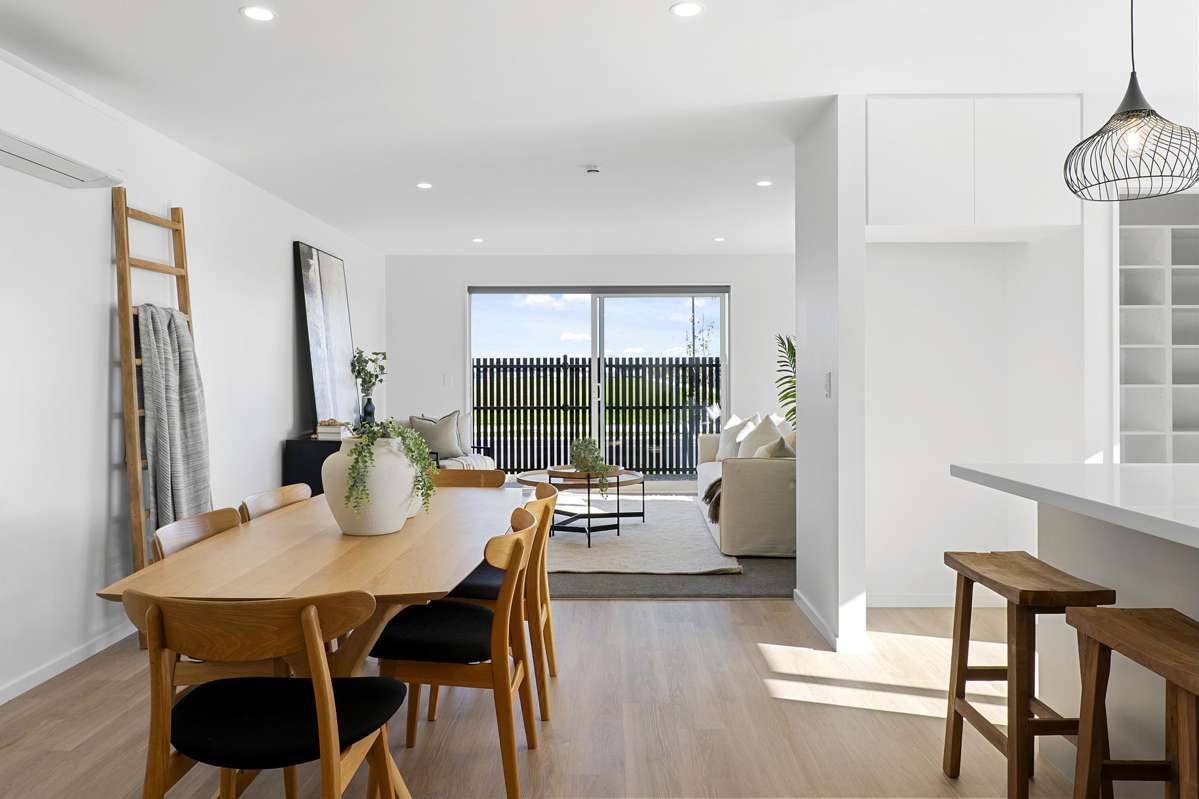 69 Monarch Drive_5