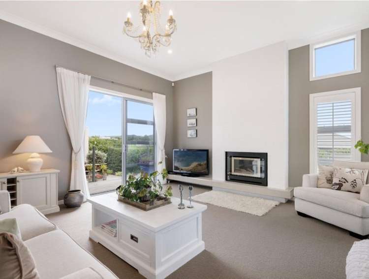 16 Rexford Heights 11554_6