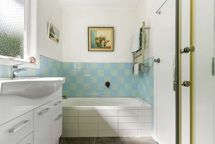 193 Godley Road Titirangi_19