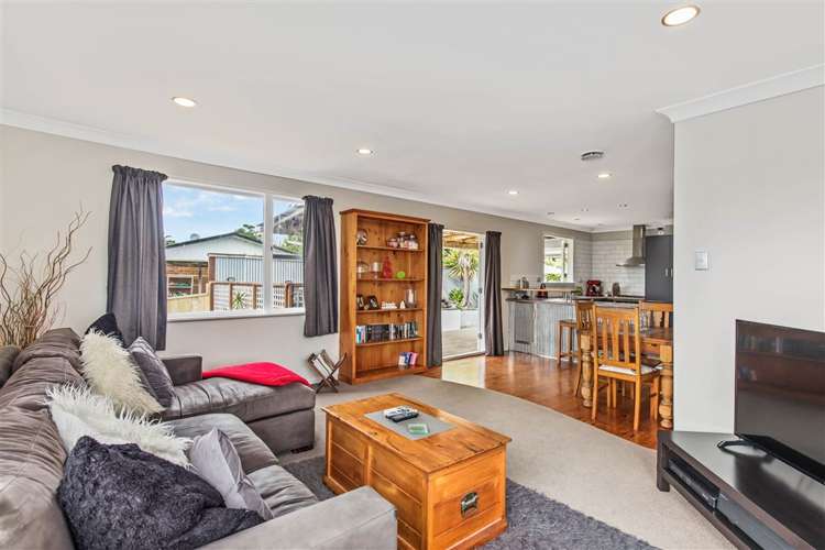 28 Mcphail Street Birkdale_3