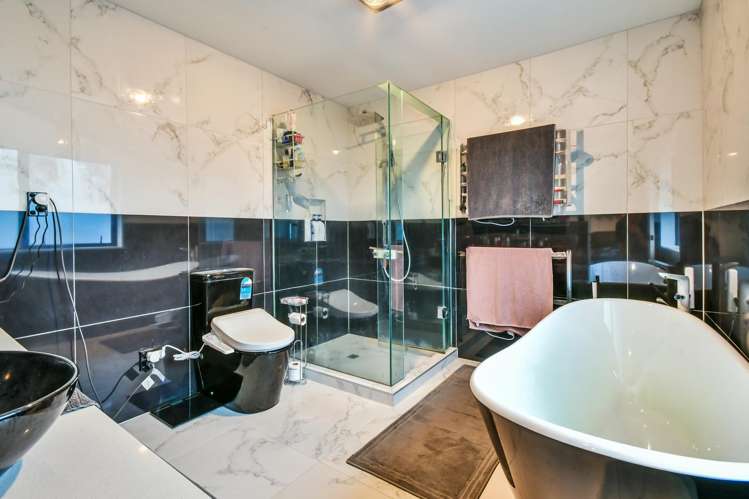 14 Henriette Place The Gardens_11