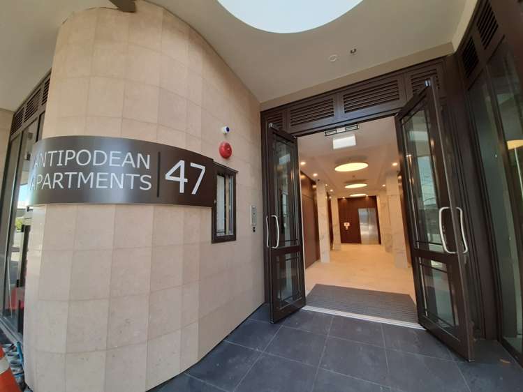 47 Beach Road Pahurehure_3