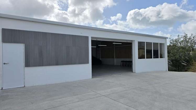 Unit B, 60 Porana Road Wairau Valley_7