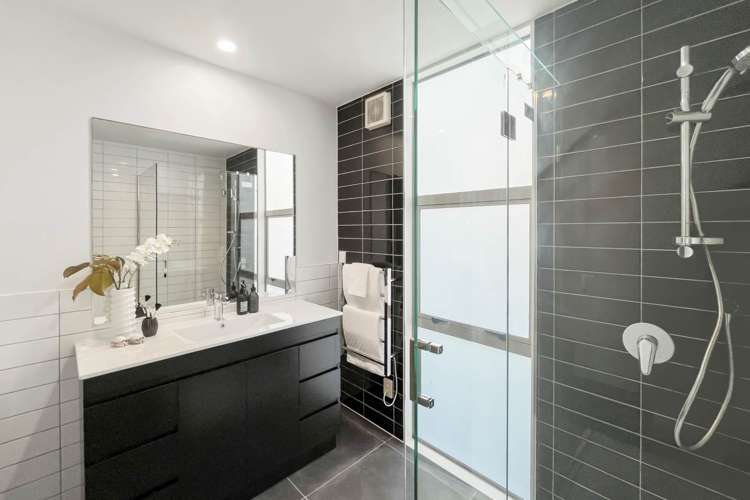 34 Queen Mary Avenue Epsom_15