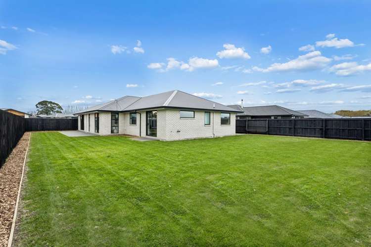 13 Salkeld Place Woodend_19