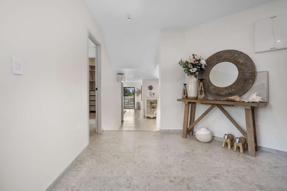 1 Coppelia Avenue_2