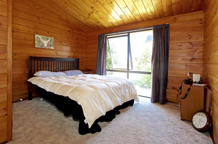 32 Old Station Road Ohakune_8