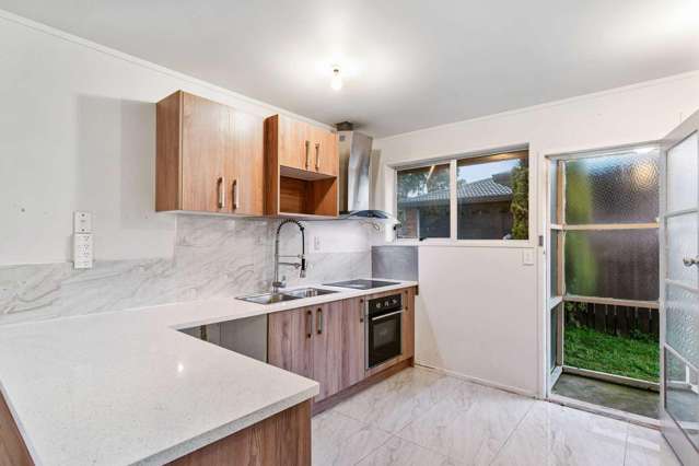 1/48 Mcleod Road Te Atatu South_3