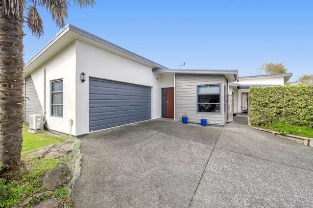 12 Maggie Place Ohauiti_1