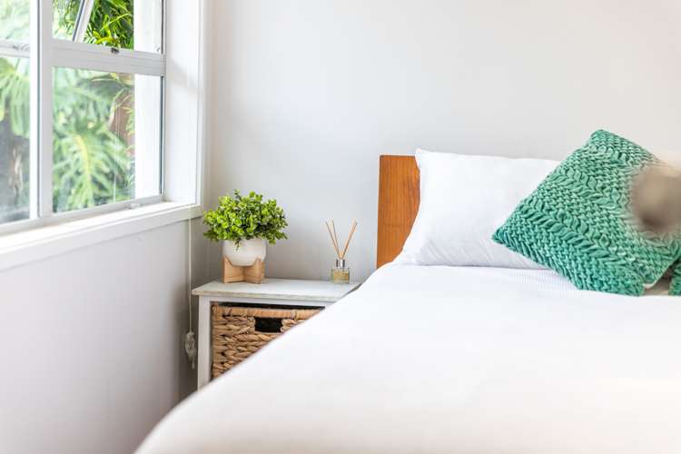 25 Duncansby Road Stanmore Bay_19