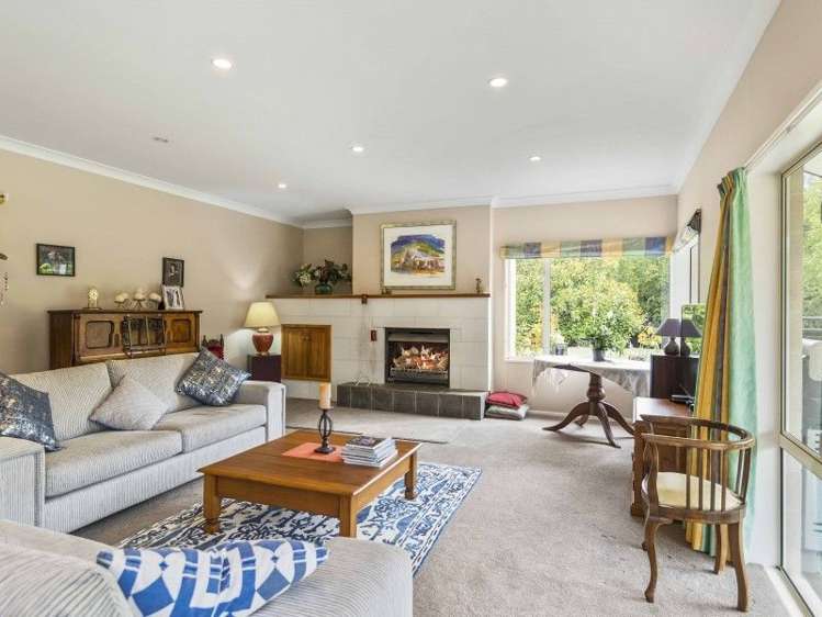 427 Halkett Road West Melton_21