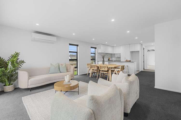 1/5 Massey Street Westown_2