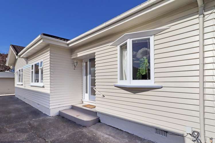 23 Glamis Avenue Strathmore Park_12