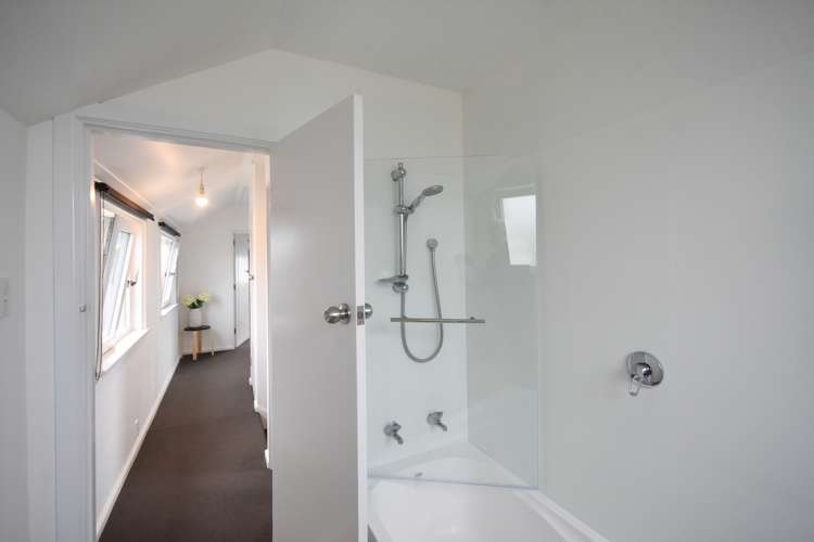 146 Riselaw Road Calton Hill_11