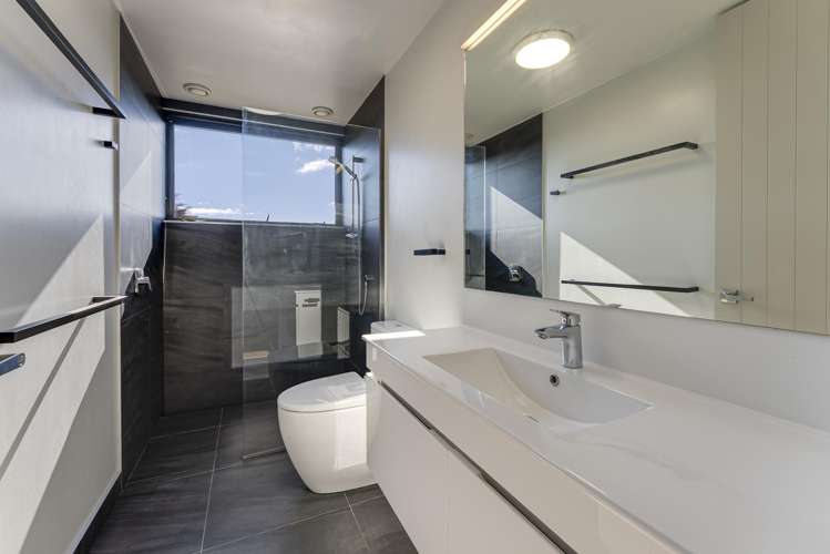 4 Leach Place Enner Glynn_17