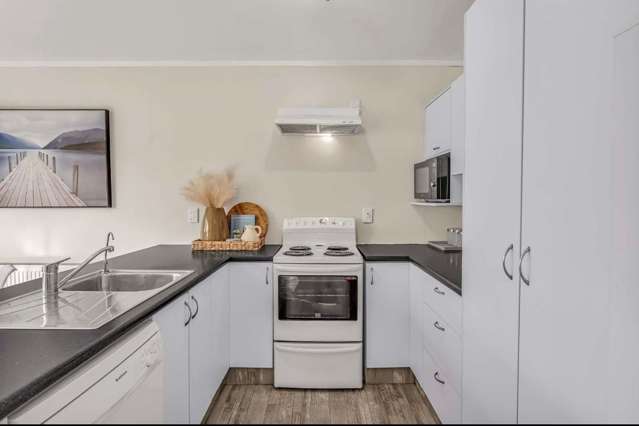 56 Devon Road Springvale_2