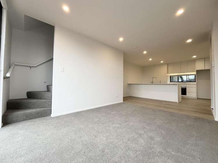 1/28 Harker Street 10222_4