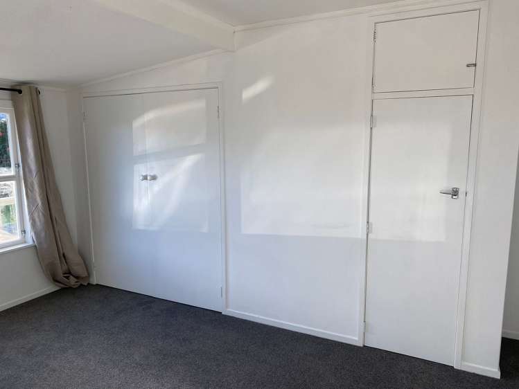 6 Crombie Street Bellevue_19