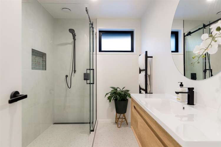 11 Torridon Court Jacks Point_14