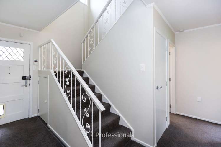89 Owen Street Belmont_8