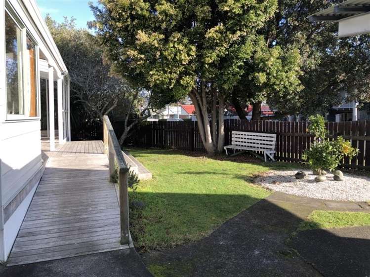 24 West Hoe Road Orewa_16