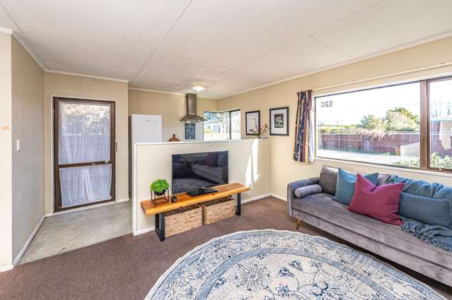12c Cornwall Road Springvale_2