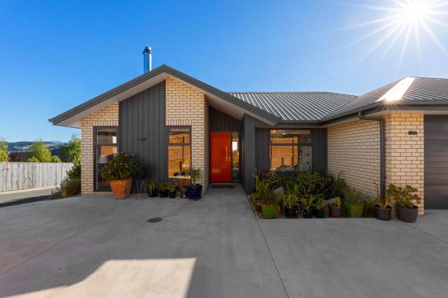 Country Views, Modern Vibes