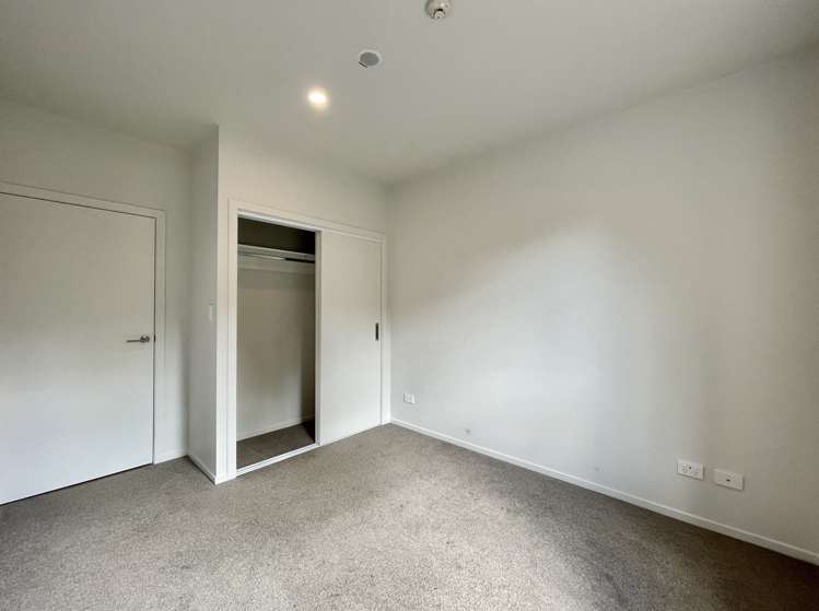 G02/7C Hinaki Street Point England_13