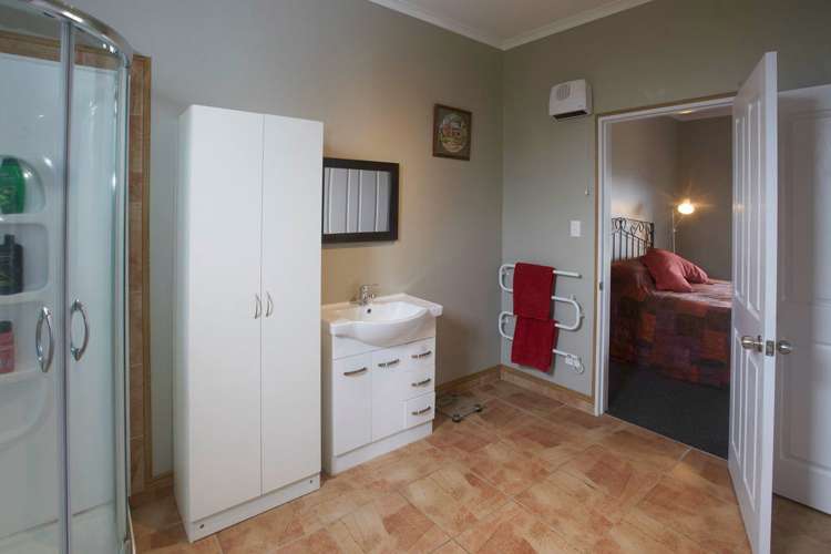 29 Acheron Way Te Anau_41