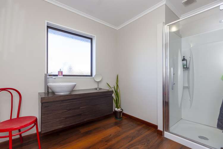 349 Rosetta Road Raumati Beach_22