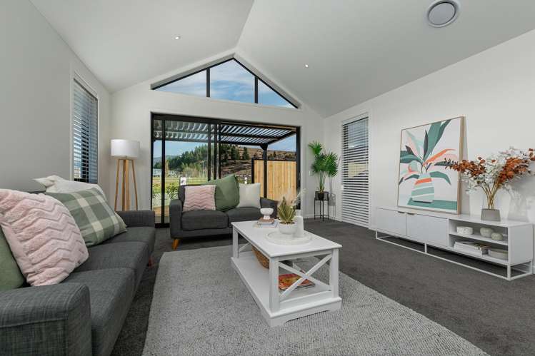 1 Booth Drive Cromwell_4